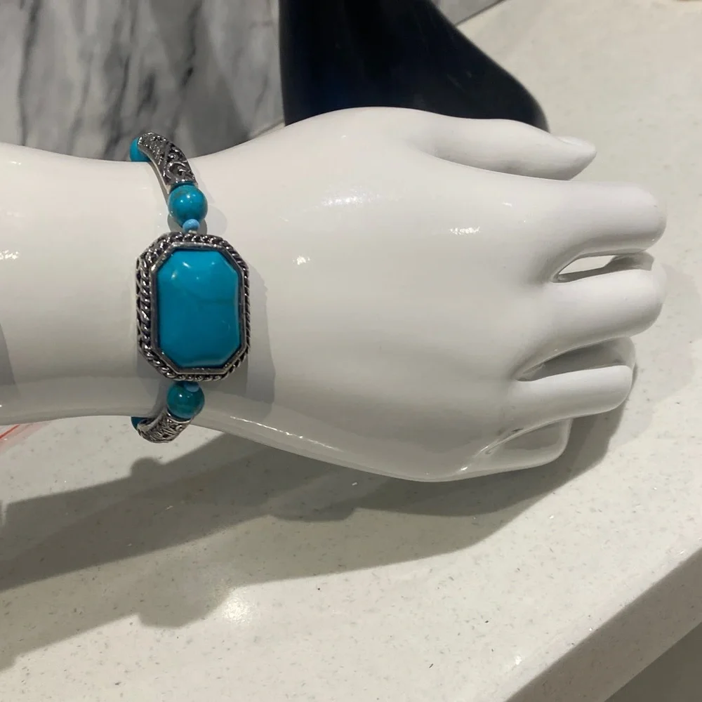 Turquoise and Silver Women's Bracelet - Picture 1 of 4